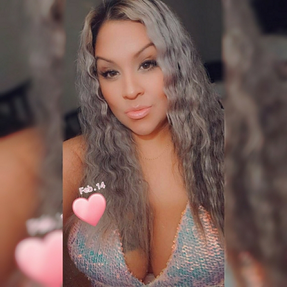 Meet your Posher, JM - Picture 1 of 5